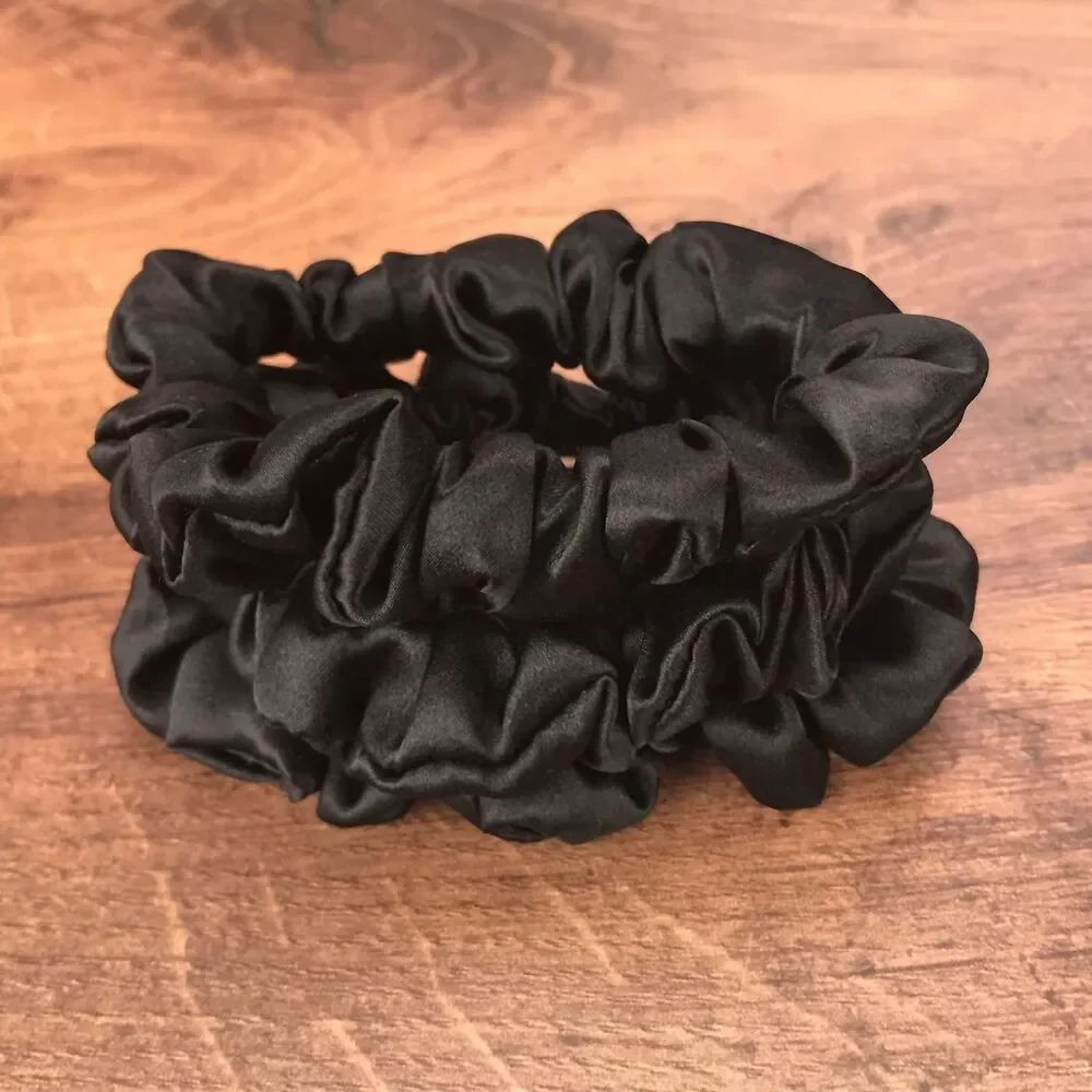 CELESTIAL SILK Mulberry Silk Scrunchies for Hair (Small, Black)